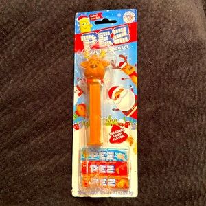 ⭐️ Pez Candy & Dospenser NWT seasonal flavors orange strawberry & sugar